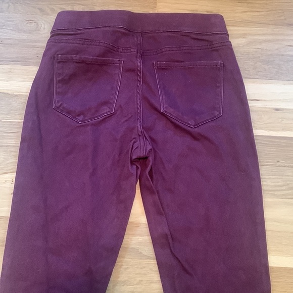 Old Navy Rockstar Mid-Rise Elastic Waist Skinny Jeggings Maroon Women’s 4R - Picture 14 of 15